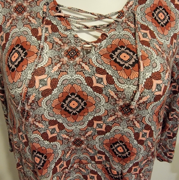 Rue 21 Mandala Medallion Print Dress - Lace UP, Stretch, 3/4 sleeves - Picture 3 of 9